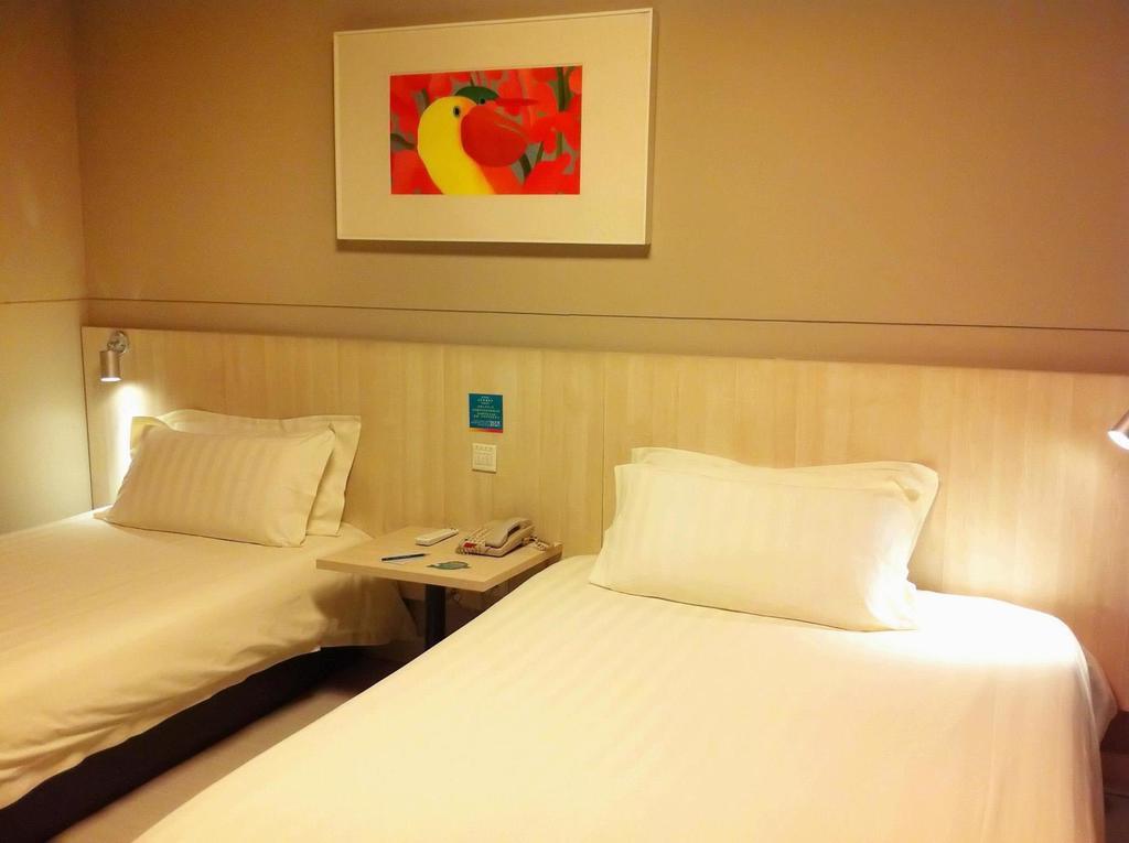 Jinjiang Inn - Beijing Middle Shiyan Road Room photo